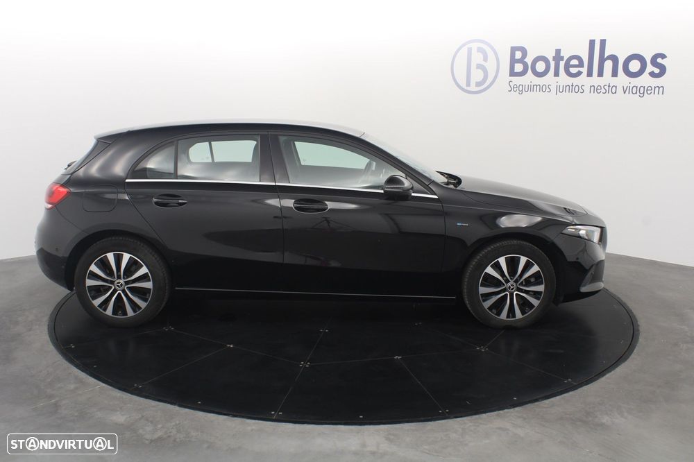 Mercedes-Benz A 250 e Style Plus - 8
