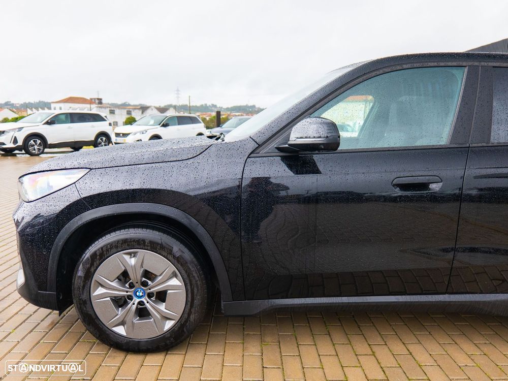 BMW iX1 xDrive30 - 5