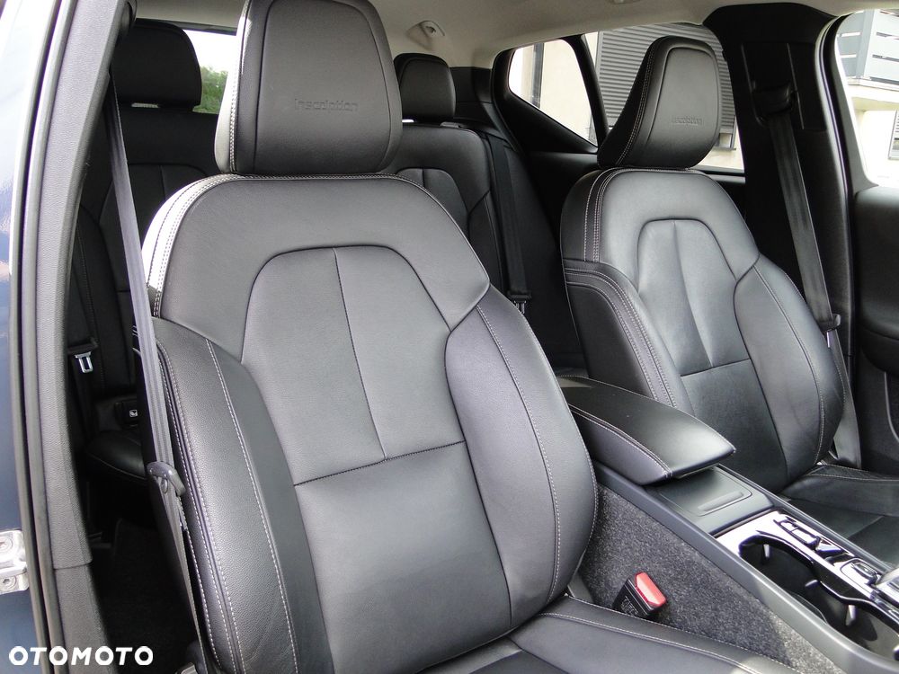 Volvo XC 40 D3 AWD Inscription - 12