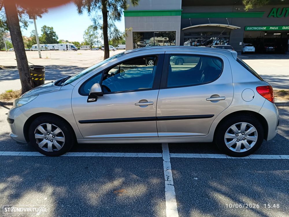 Peugeot 207 1.4 16V Trendy - 4