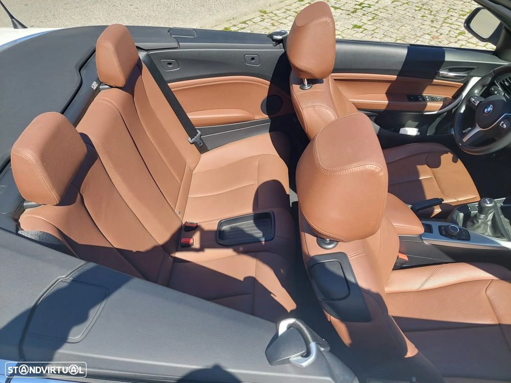 BMW 218 i Cabrio Line Luxury - 11