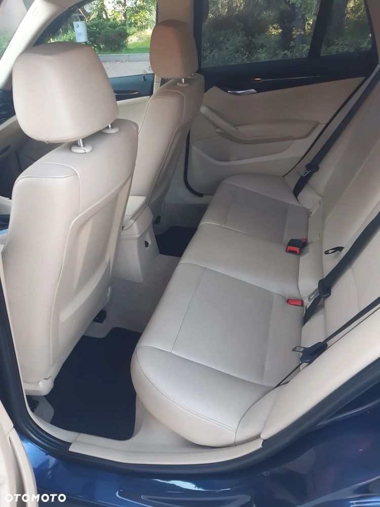 BMW X1 sDrive18i Sport Line - 26