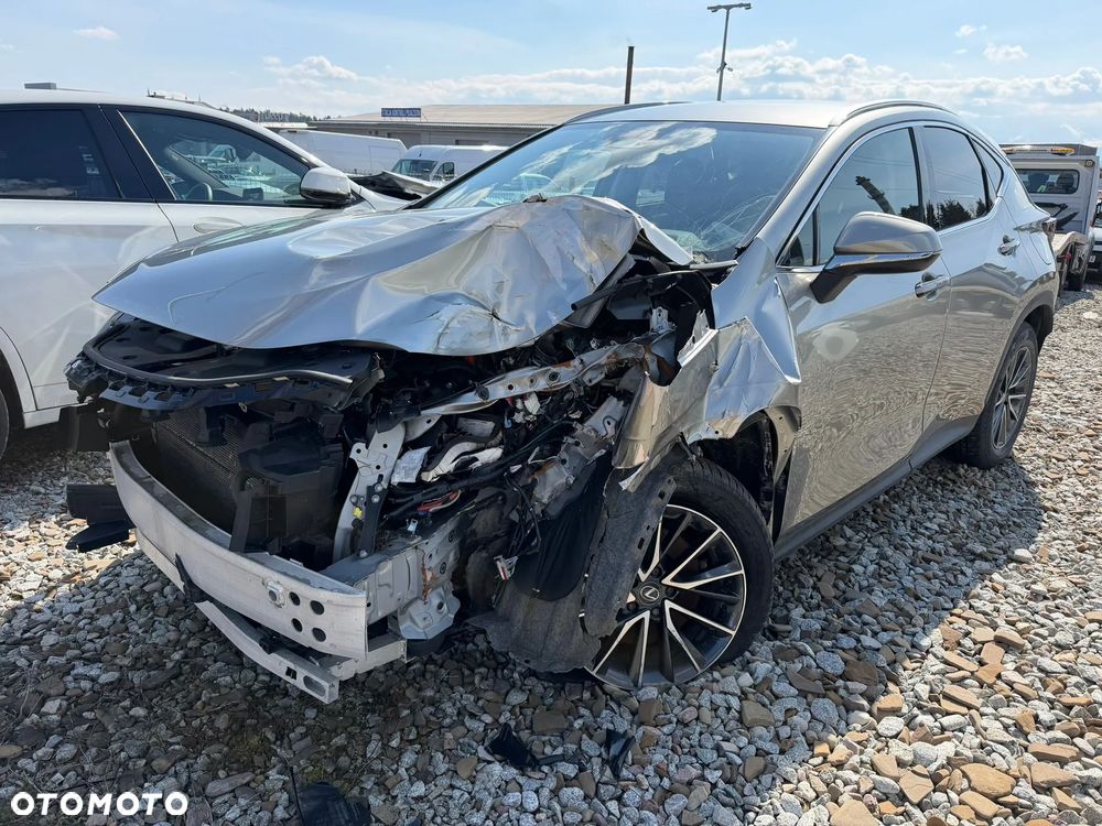 Lexus NX 350h Prestige AWD - 4