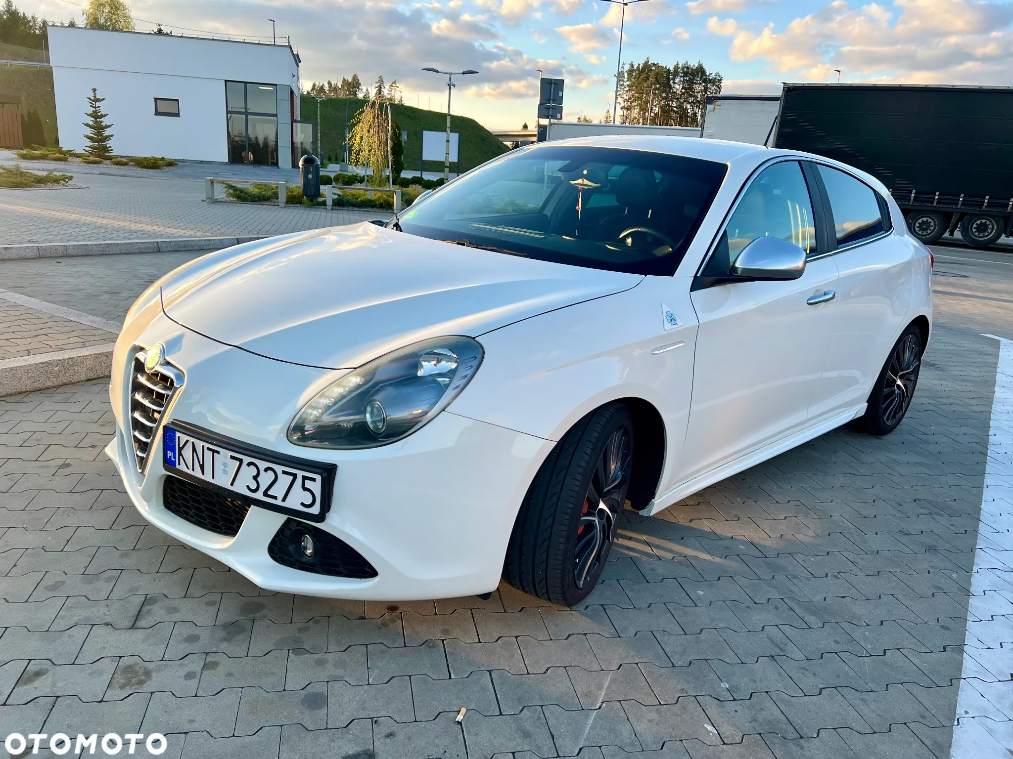 Alfa Romeo Giulietta 1750 TBi Quadrifoglio Verde - 3