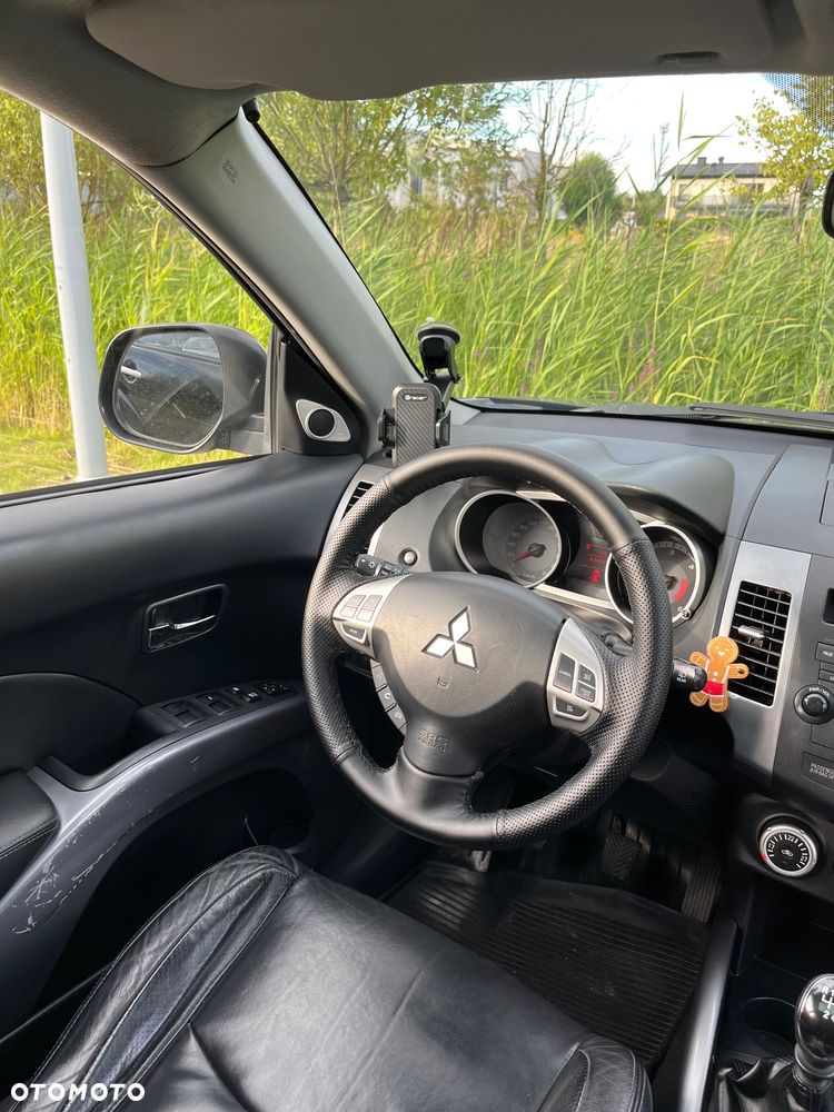 Mitsubishi Outlander 2.0 DID Instyle - 10