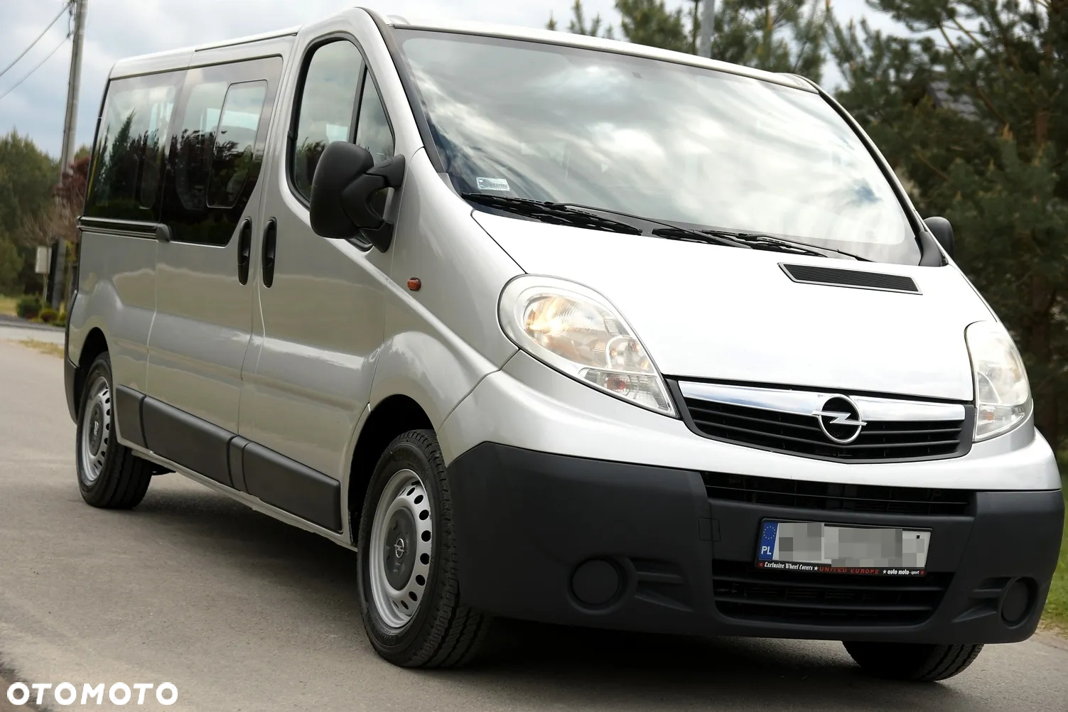 Opel Vivaro - 11