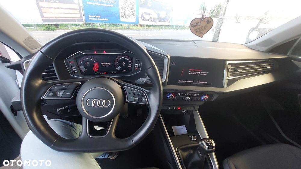 Audi A1 Sportback 25 TFSI S line - 32