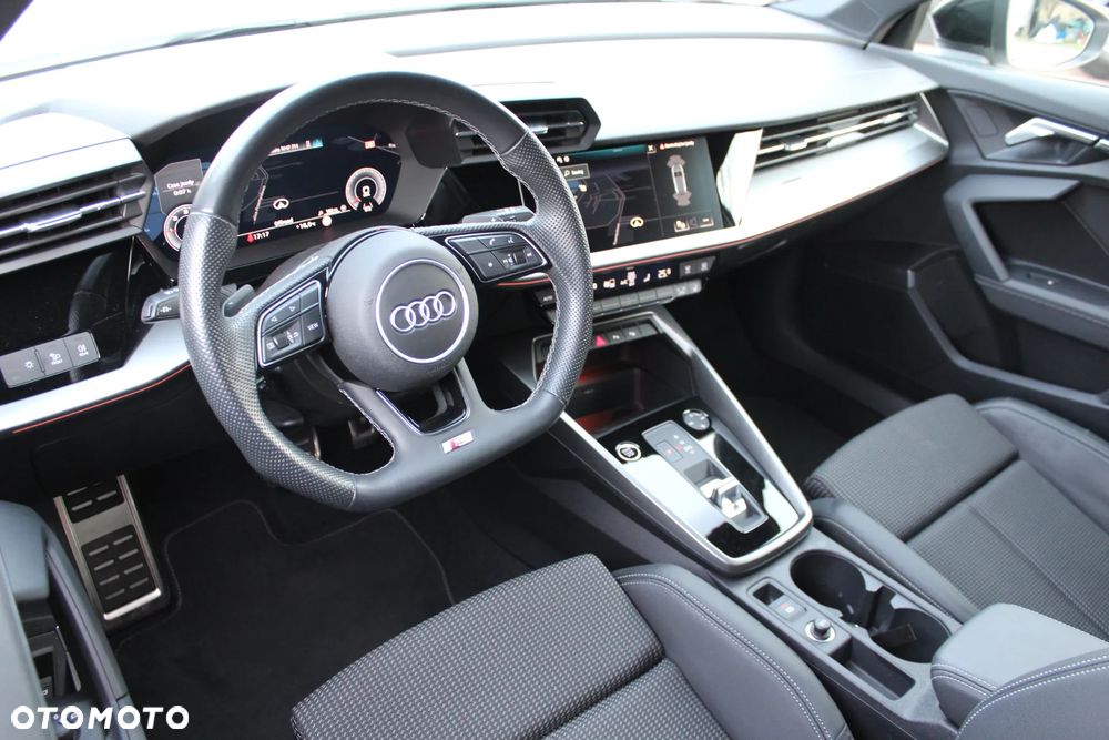 Audi A3 Sportback 35 TDI S tronic S line - 19