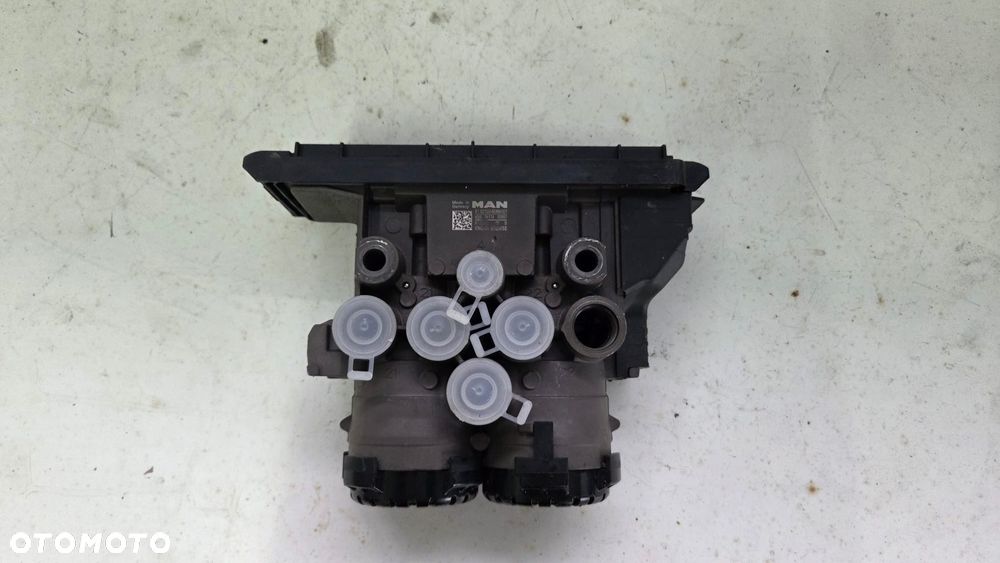Zawór EBS modulator Man tgx tgs tg3 81521066088 - 1