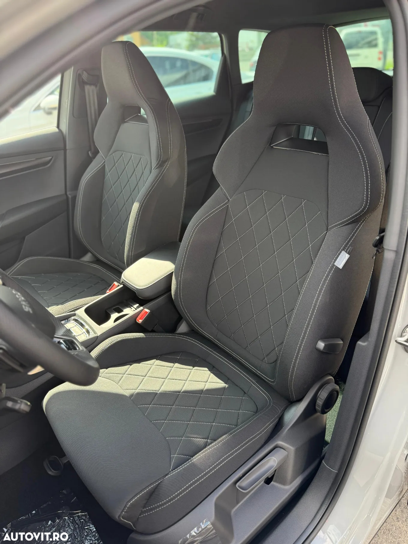 Skoda Karoq 2.0 TDI 4X4 DSG Sportline - 3