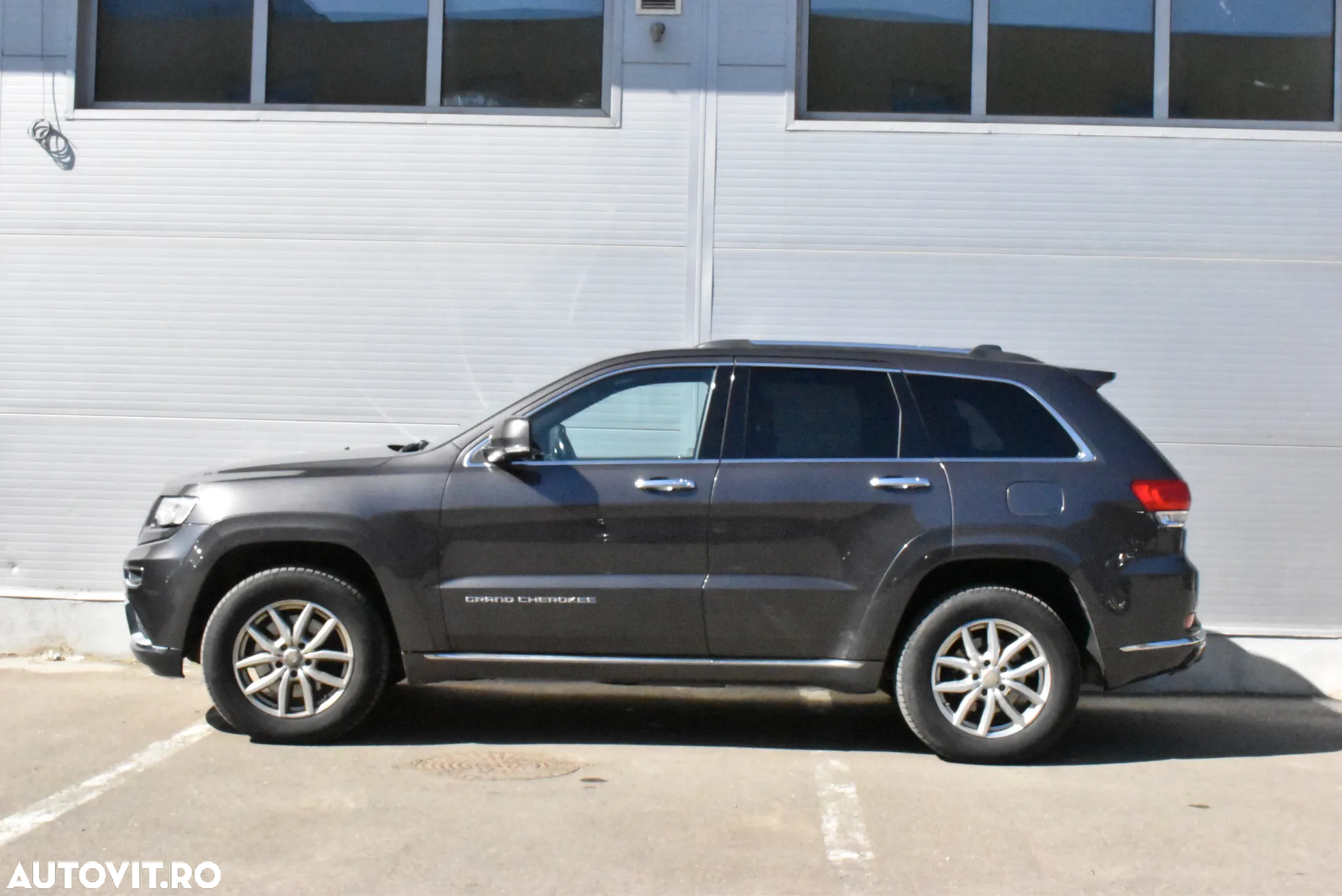 Jeep Grand Cherokee 3.0 TD AT Summit - 3