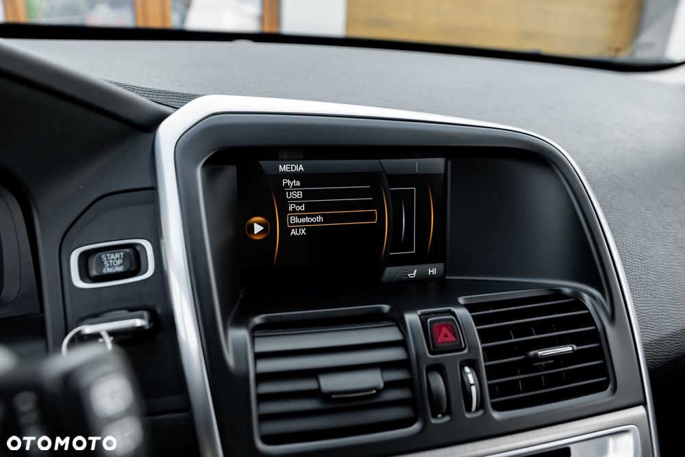 Volvo XC 60 D4 AWD Summum - 28