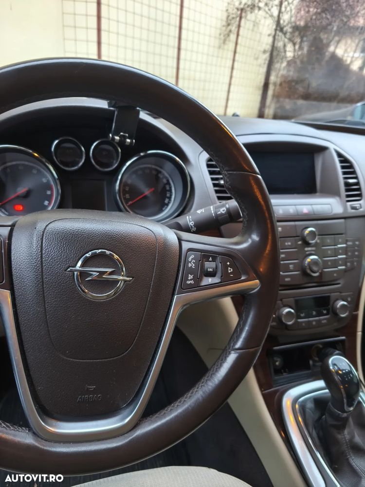Opel Insignia 1.8 VVA - 11