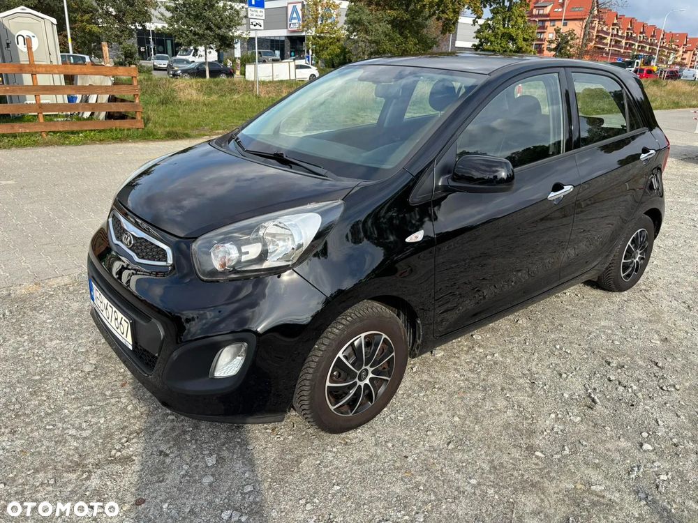 Kia Picanto 1.2 Fifa World Cup Edition - 3