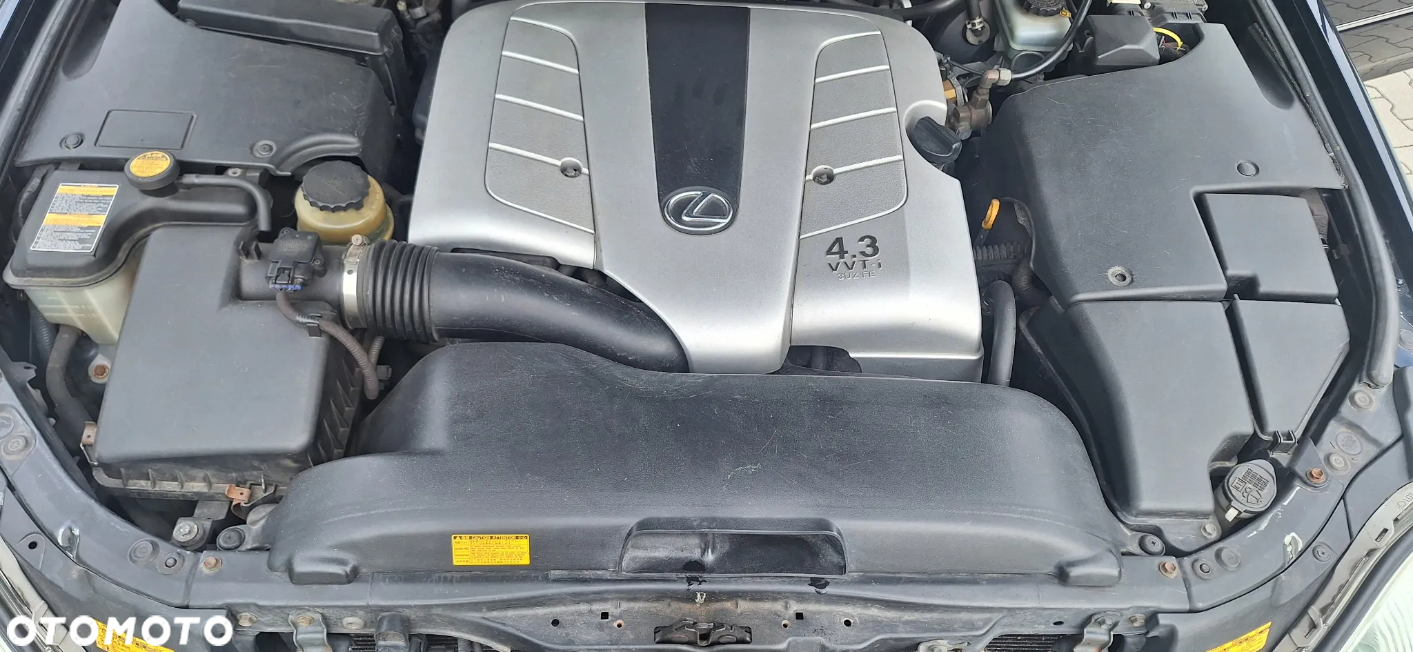 Lexus LS - 13