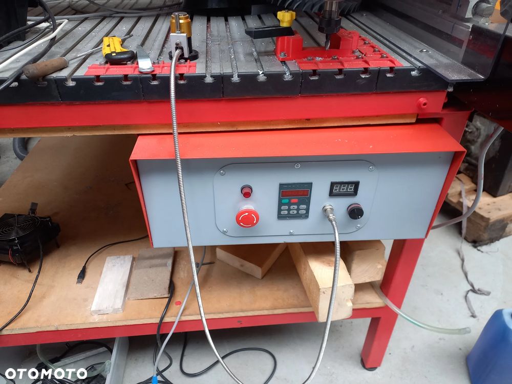 Frezarka  CNC - 2