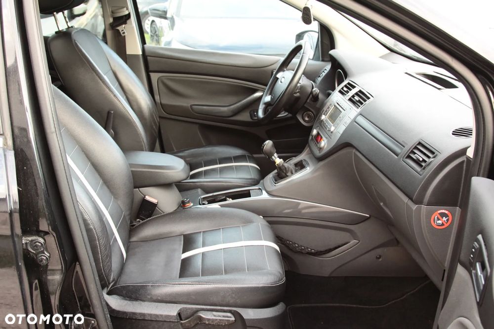 Ford Kuga 2.0 TDCi 4x4 Titanium - 18