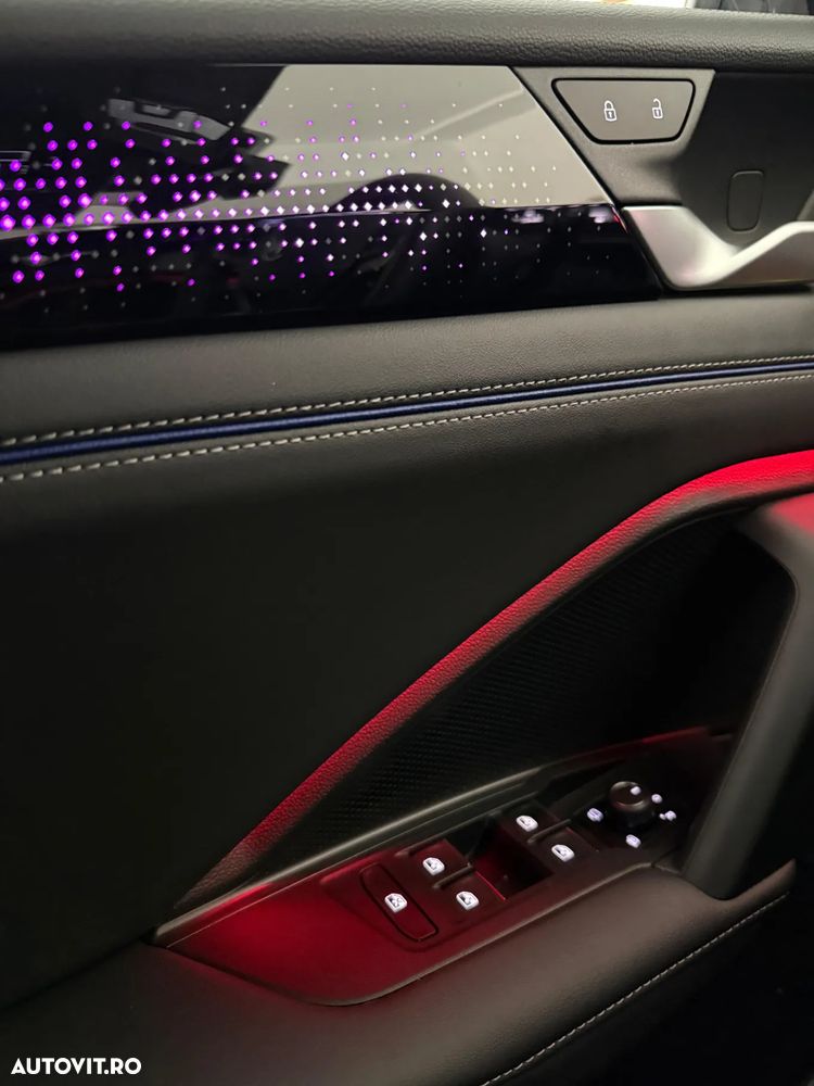 Volkswagen Tiguan 2.0 TDI SCR 4Motion DSG R-Line - 25