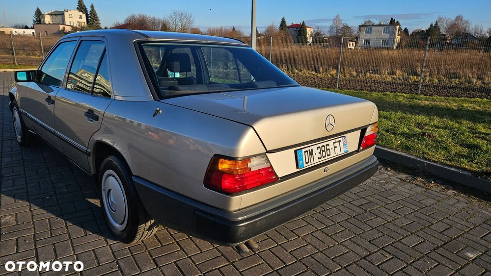 Mercedes-Benz W124 (1984-1993) - 5