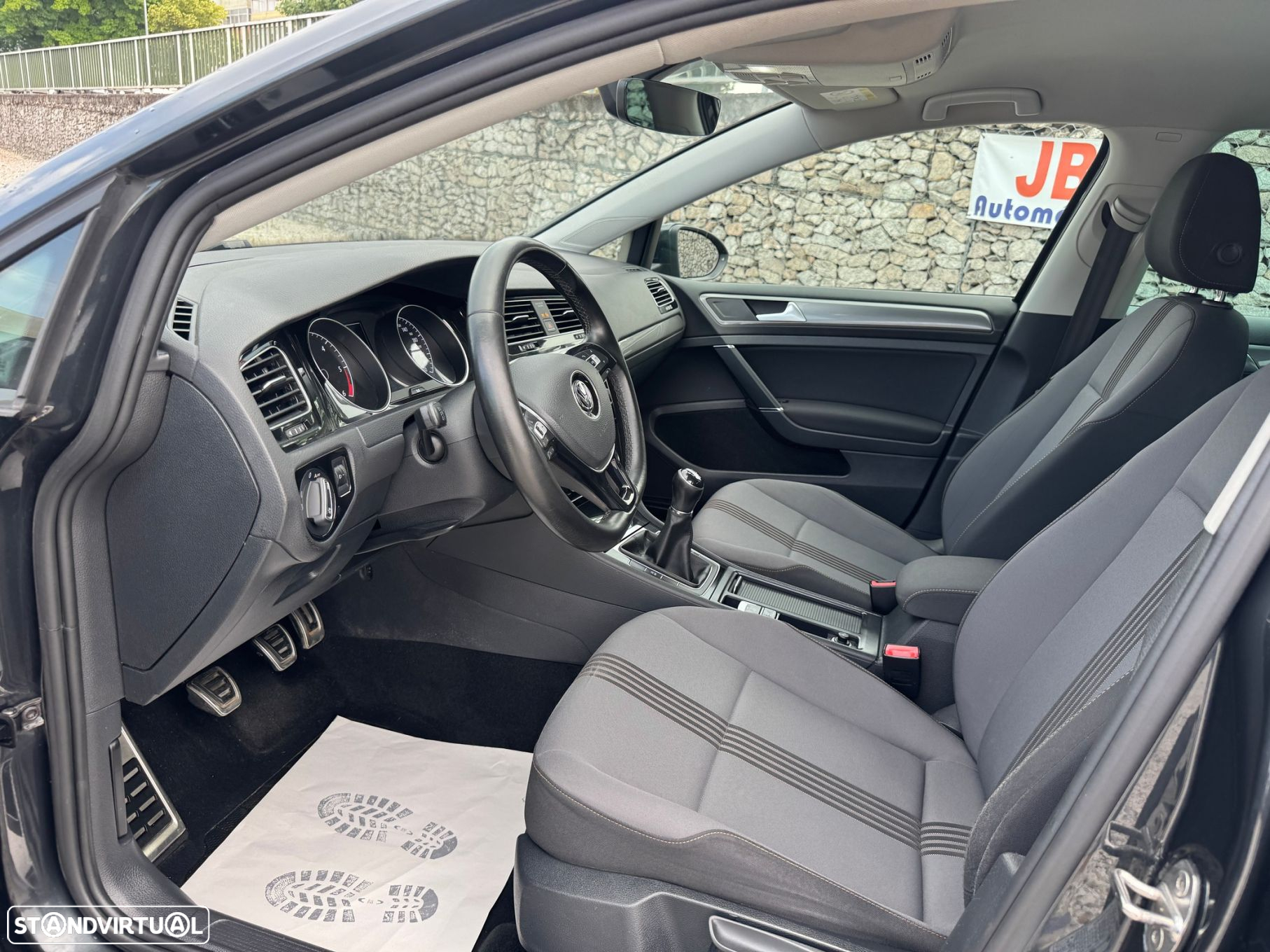 VW Golf 1.6 TDI BlueMotion Allstar - 8