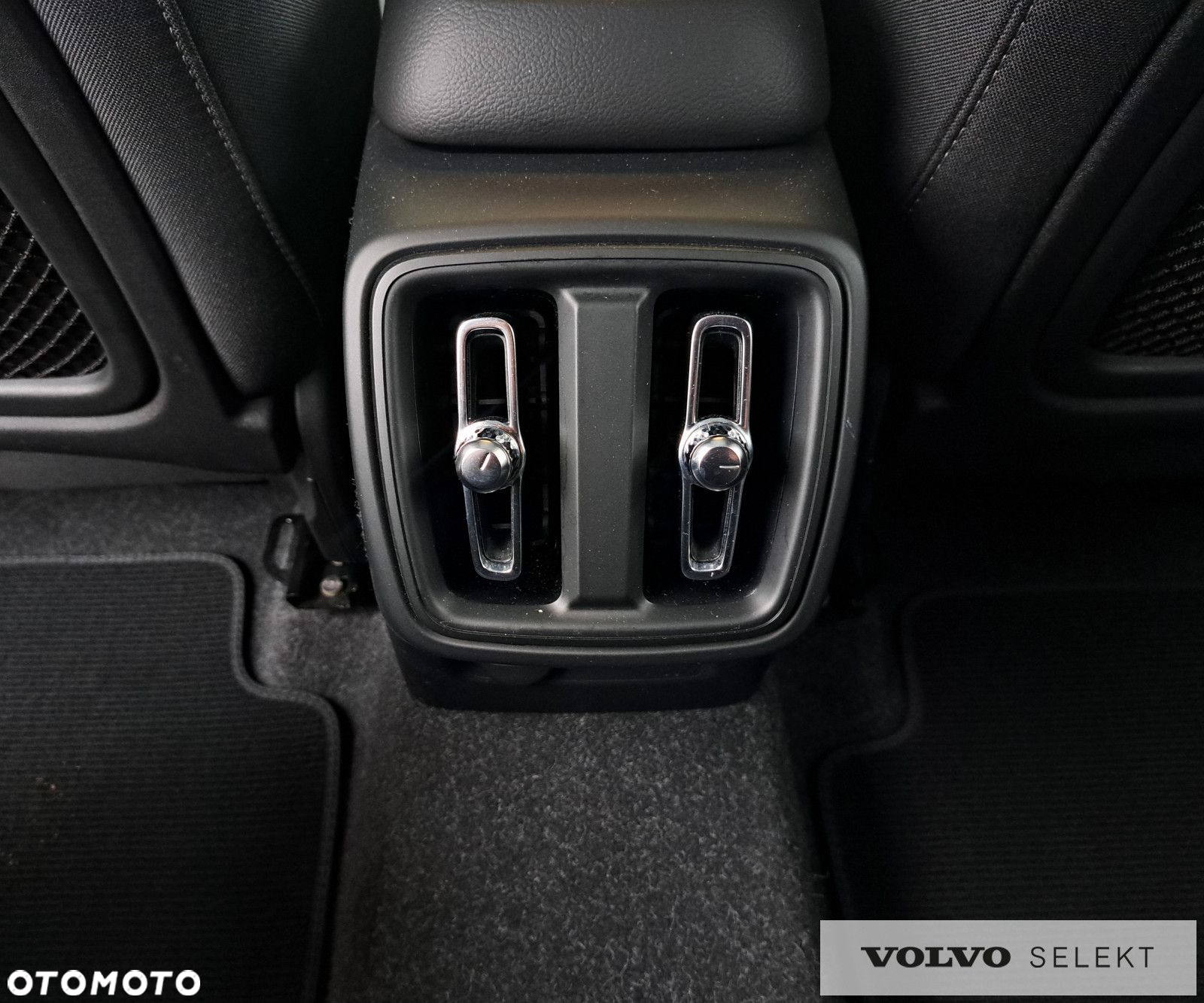 Volvo XC 40 - 27