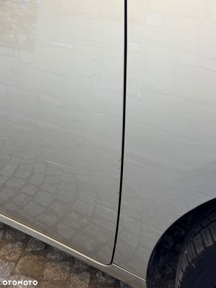 Lexus ES - 10