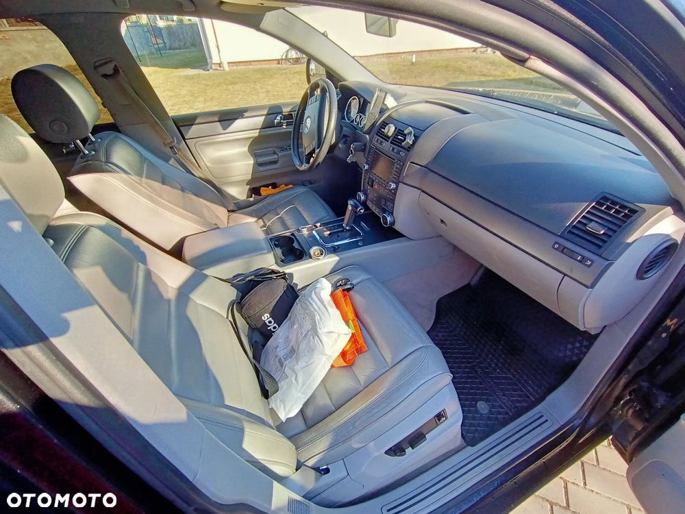 Volkswagen Touareg 3.2 V6 Tiptr - 18