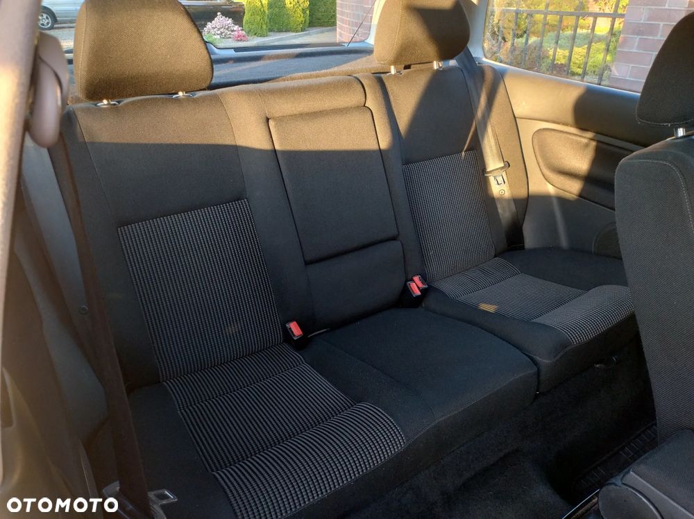 Volkswagen Golf 1.6 Trendline - 9