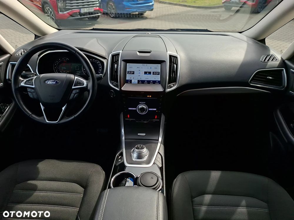 Ford Galaxy 2.0 EcoBlue Titanium - 32
