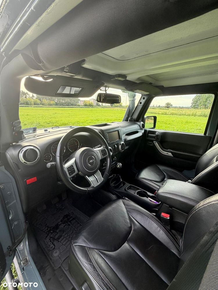Jeep Wrangler - 6