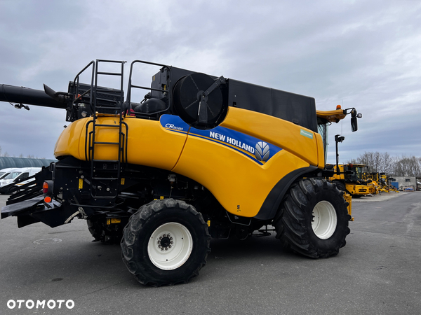 New Holland CR 9080 4WD