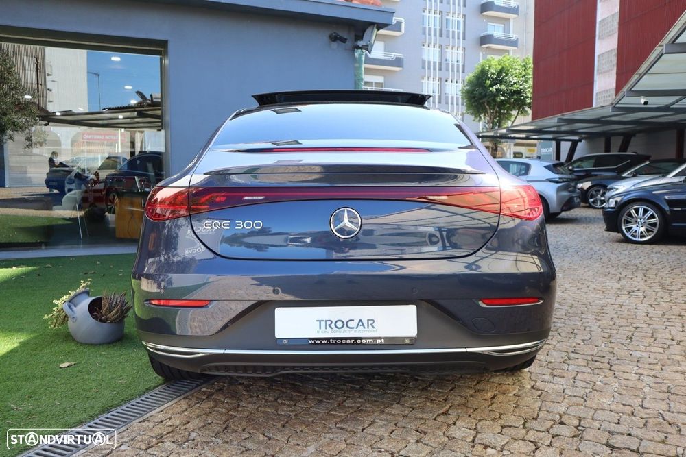 Mercedes-Benz EQE 300 Edition Electric Art - 14