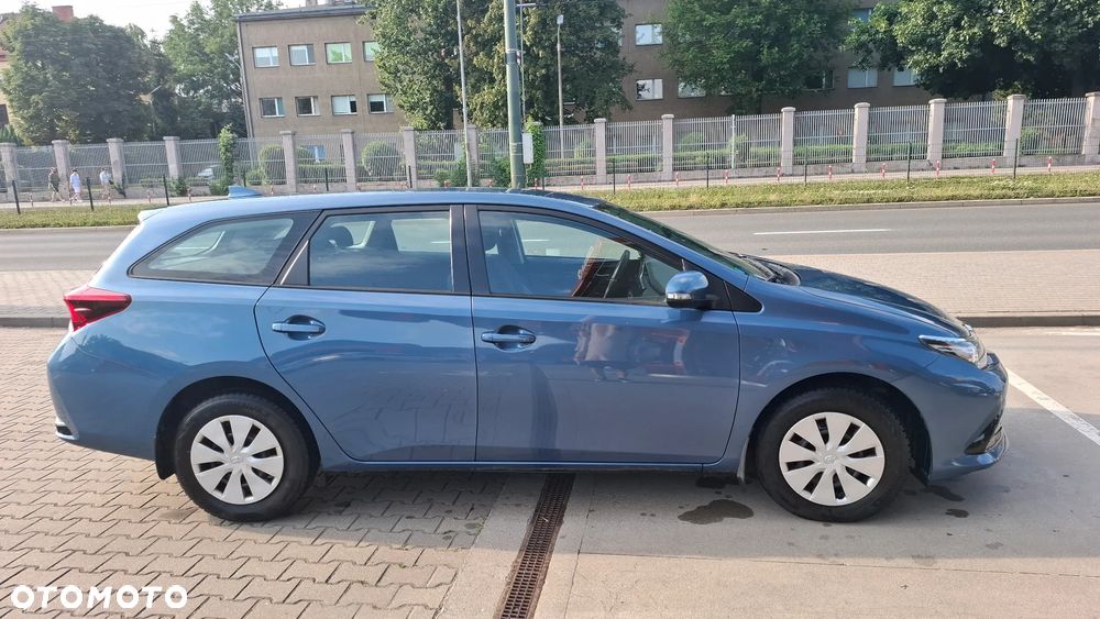 Toyota Auris 1.6 Active - 3