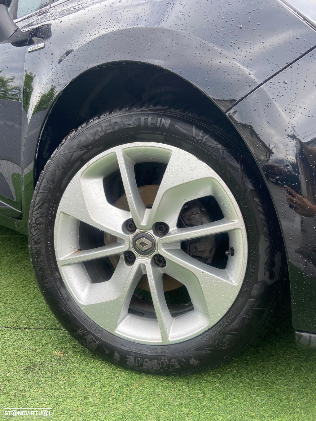 Renault Clio 0.9 TCe Limited - 32