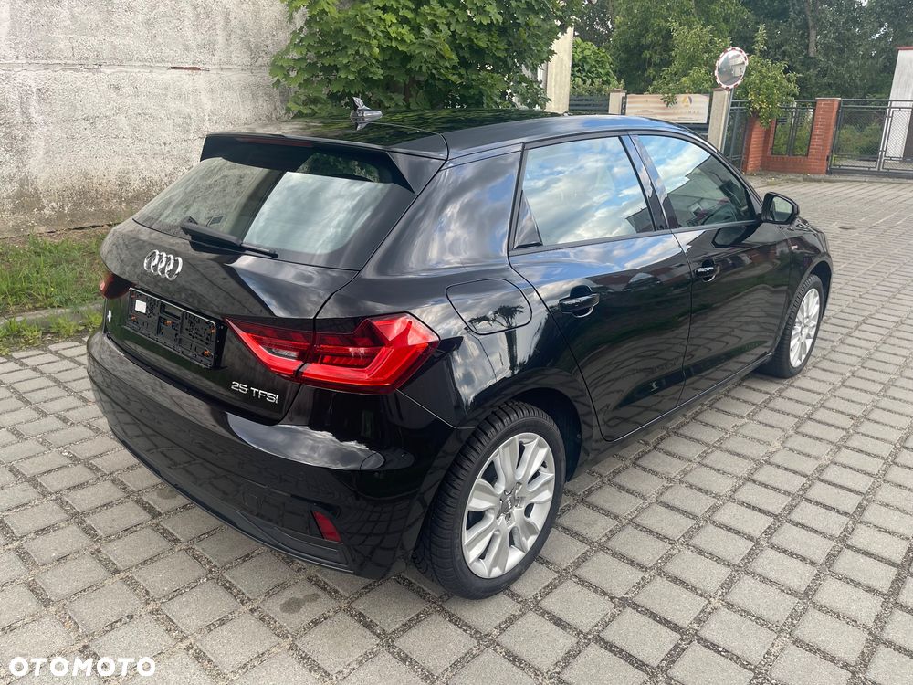 Audi A1 Sportback 1.0 TFSI - 4