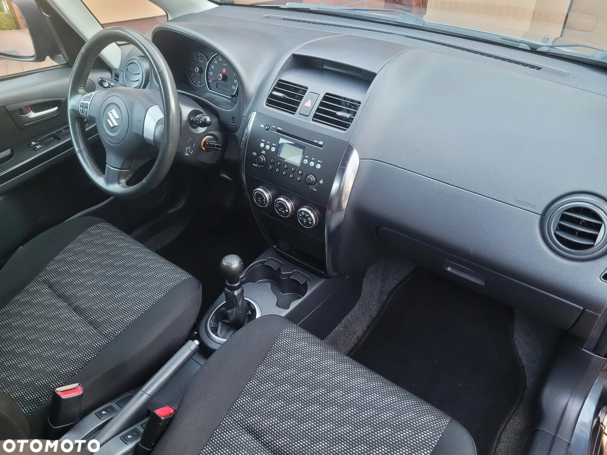Suzuki SX4 1.6 VVT 4x2 Comfort Dance - 18