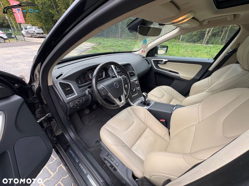 Volvo XC 60 D3 Momentum - 13