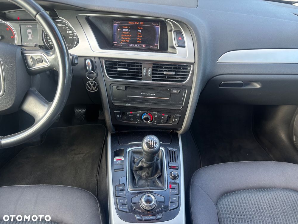 Audi A4 Avant 2.0 TDI - 12