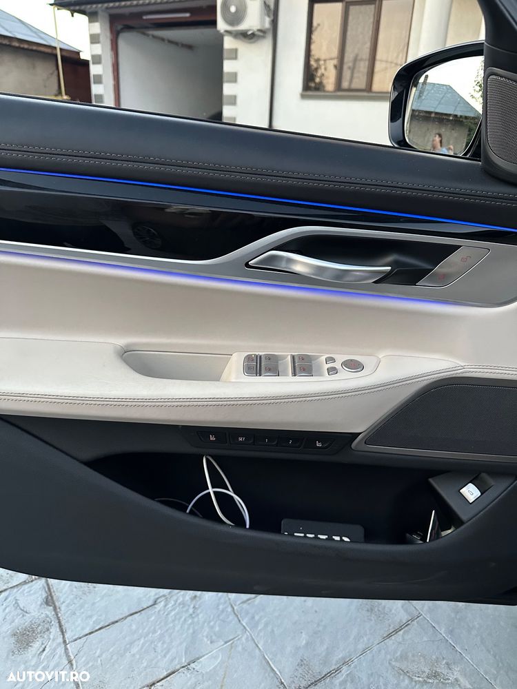 BMW Seria 7 740d xDrive - 8