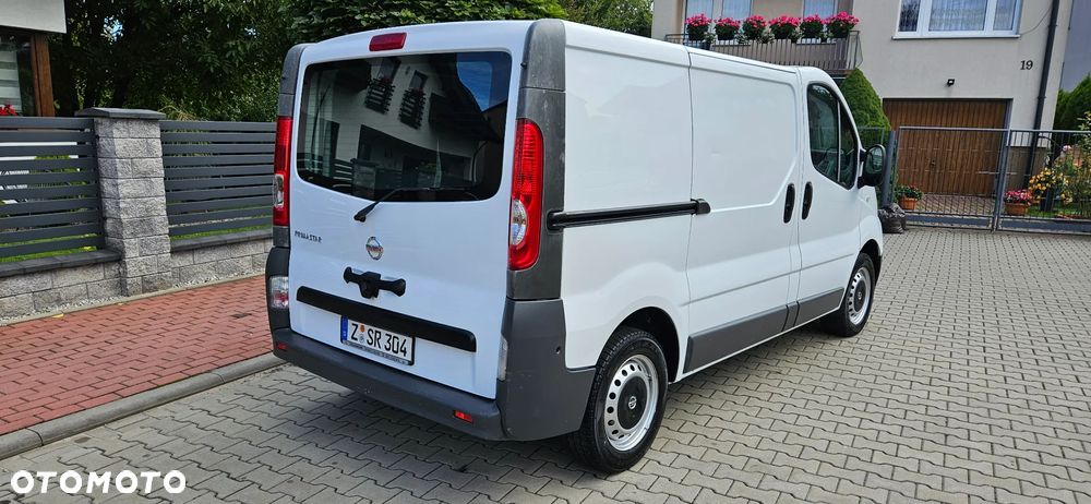 Opel Vivaro - 11