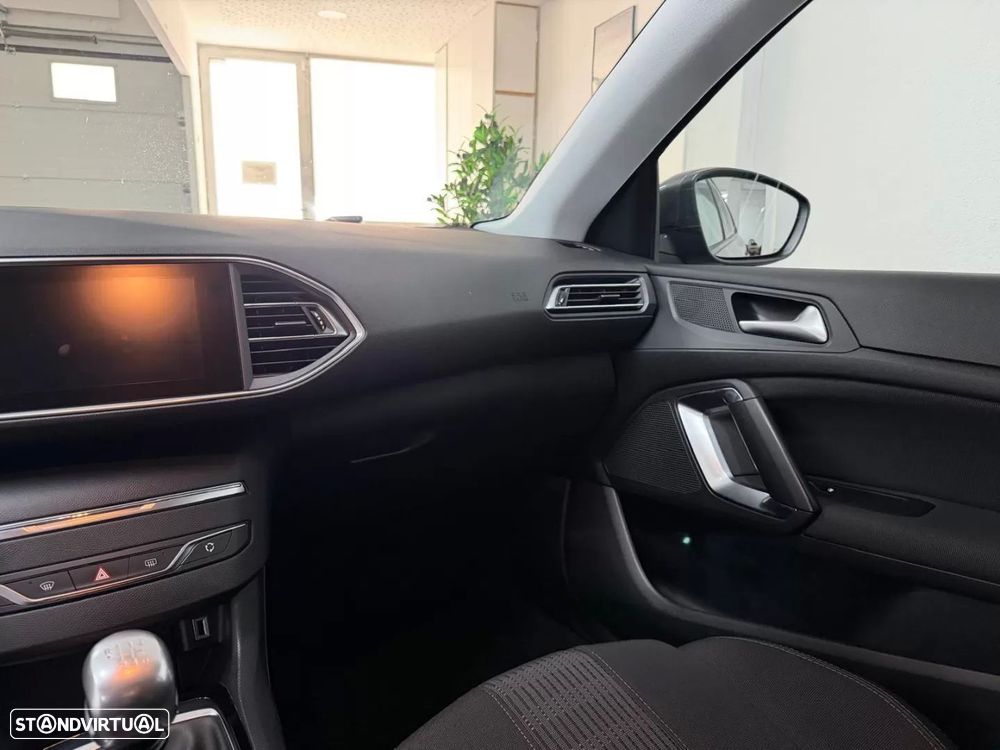 Peugeot 308 1.6 BlueHDi Active - 9