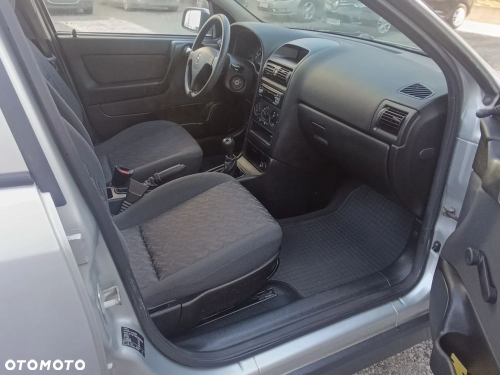 Opel Astra - 9