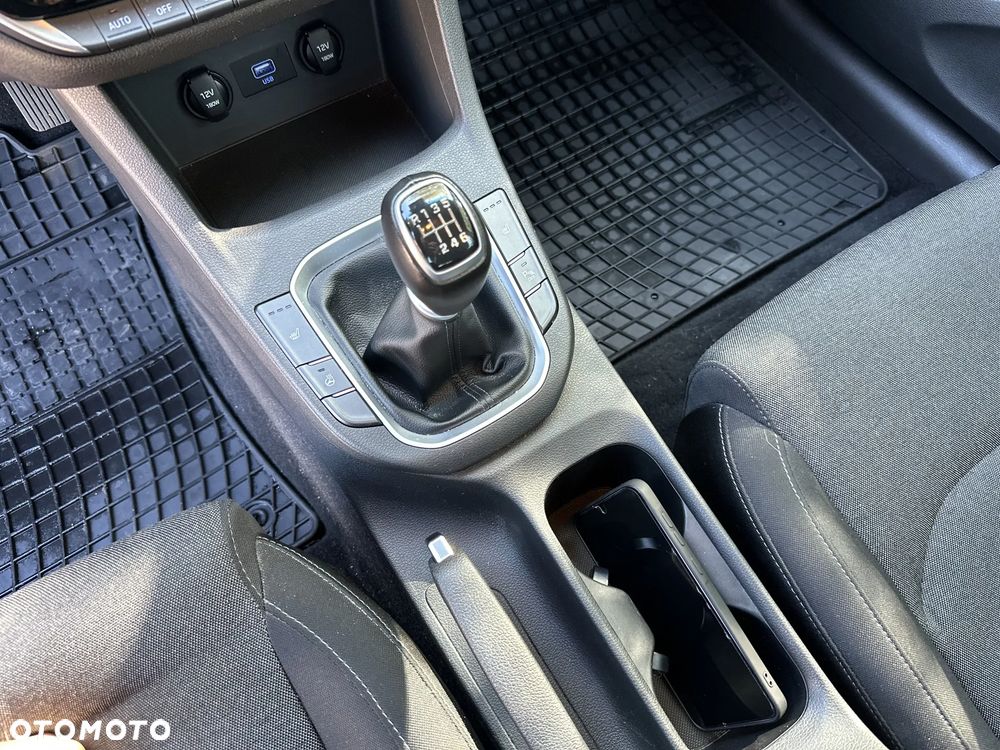 Hyundai i30 1.5 DPI Comfort - 16