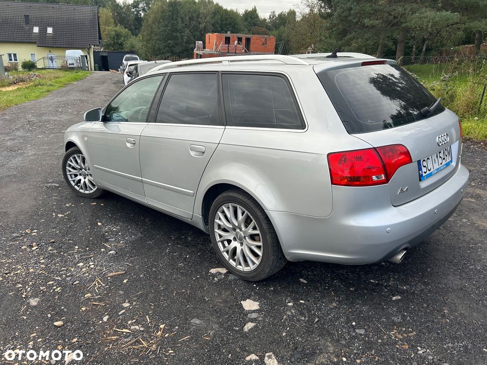 Audi A4 - 4