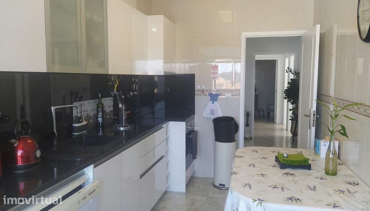 Apartamento T2, próximo do mar, em Azurara, Vila do Conde - Grande imagem: 5/14
