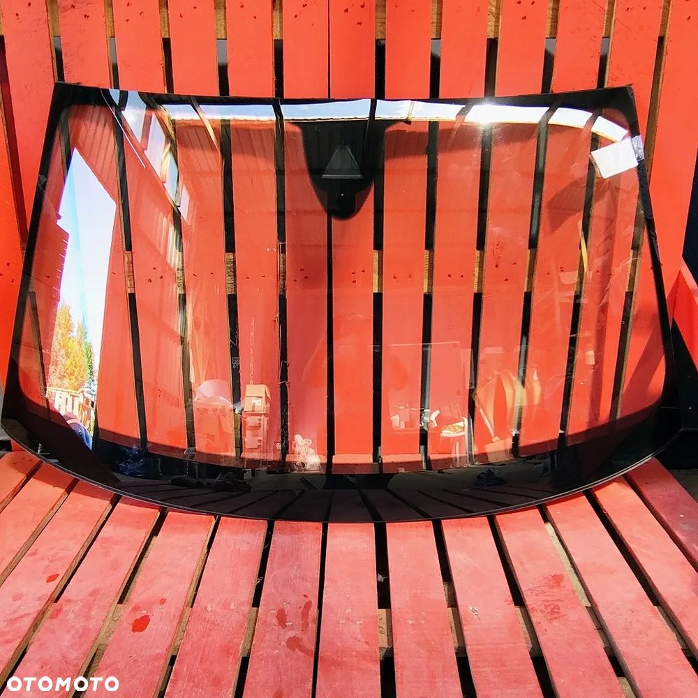 AUDI A7  (UŻYWANA) SZYBA CZOŁOWA HUD HEAD UP - 1