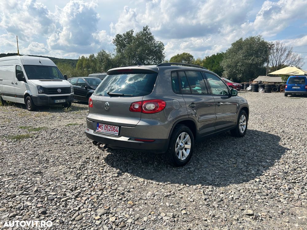Volkswagen Tiguan 2.0 TDI DPF 4Motion Track&Field - 9