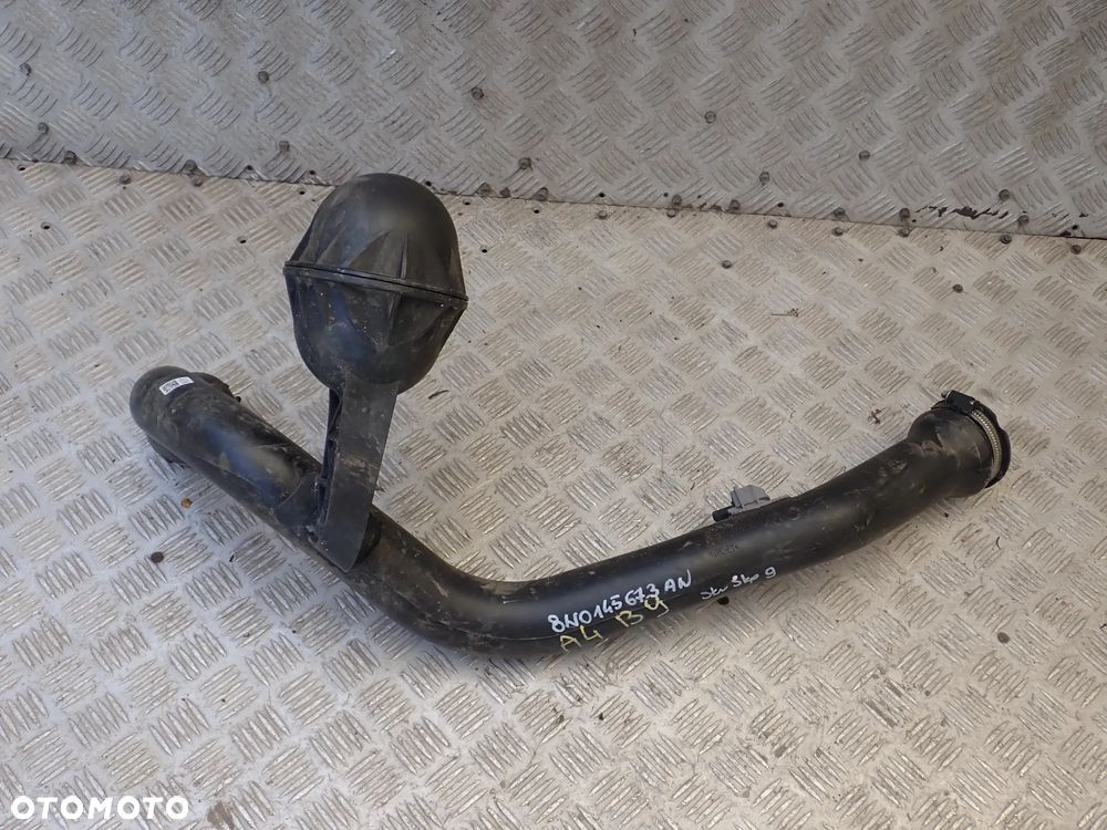RURA PRZEWÓD POWIETRZA  AUDI A4 B9  8W0145673AN