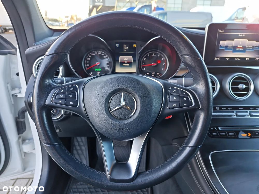 Mercedes-Benz GLC - 23