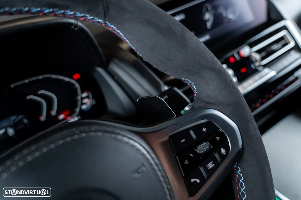BMW M850i - 12